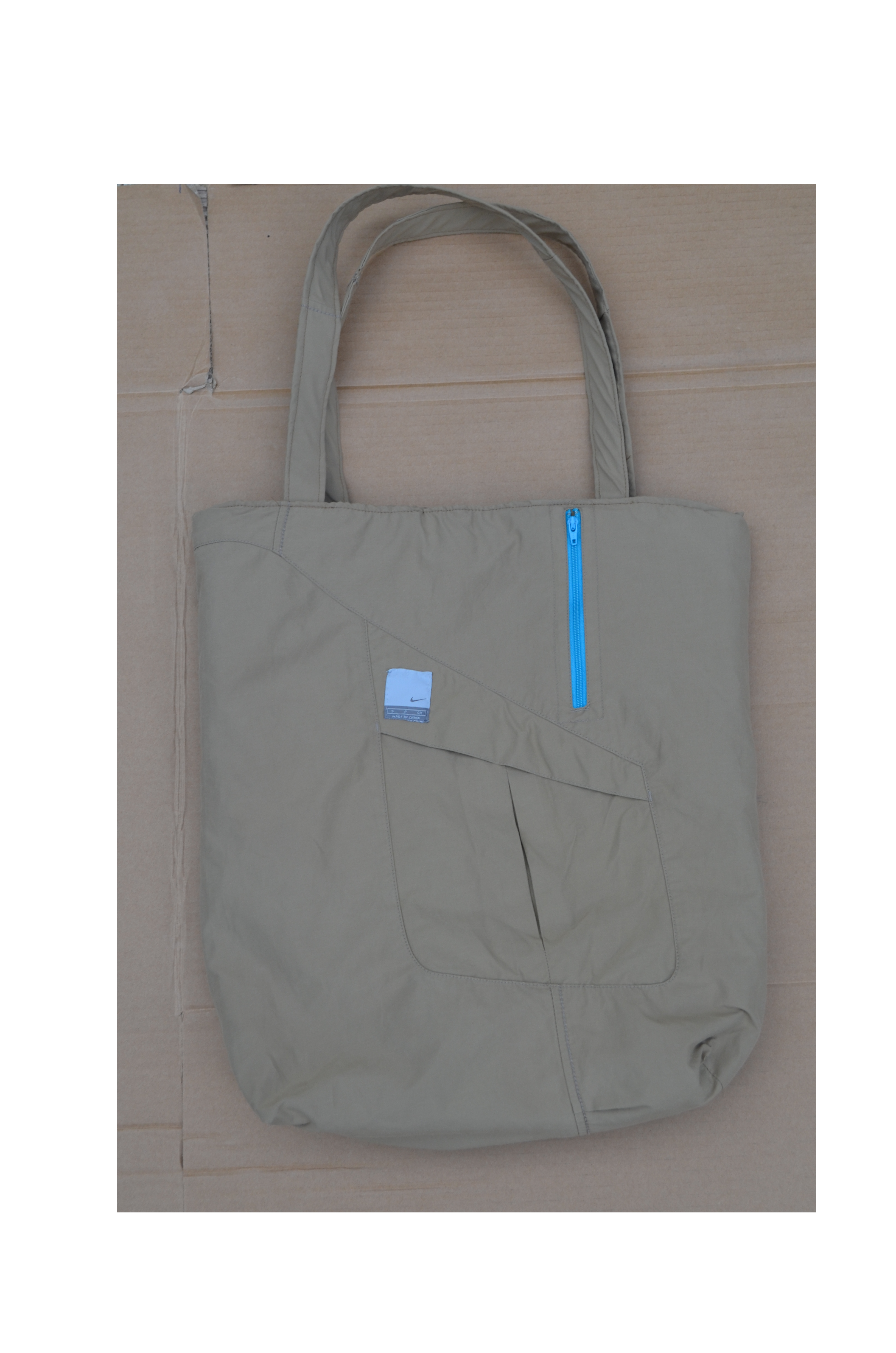 Nike 3/4 Utility Pants Tote Bag